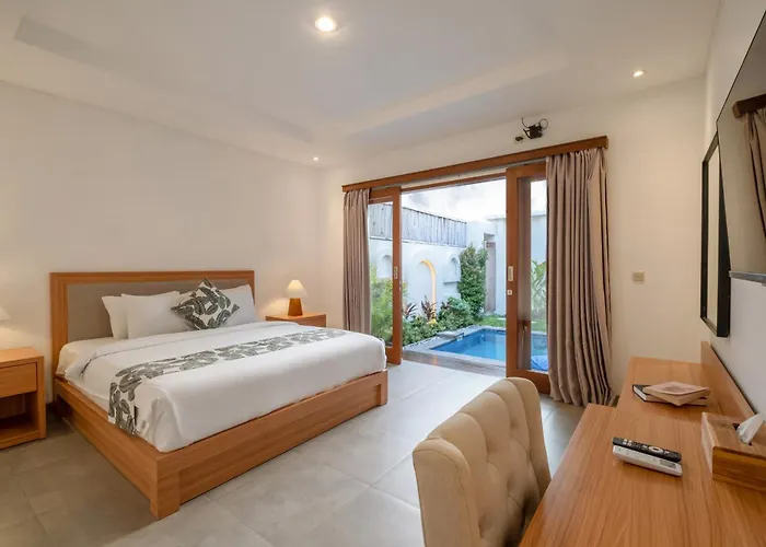 Emerald Villa *